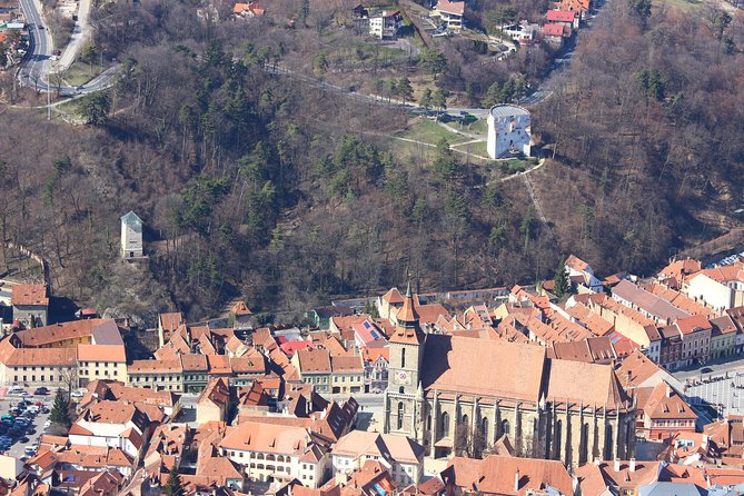 Peles Castle, Bran Castle and Brasov from Bucharest - Stop 2: Brasov and the Black Church, where two medieval worlds meet
