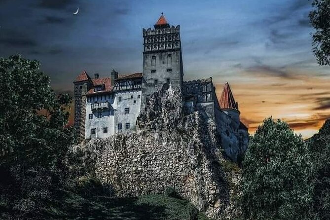 Peles Castle, Bran Castle, Rasnov Fortress and Sinaia Monastery Tour from Brasov - Rasnov Citadel: fortress energy and a panoramic payoff