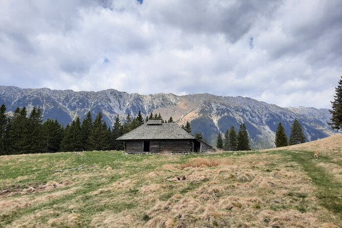Pestera and Magura Full-Day Private Walking Tour from Brasov - What to pack for a comfortable hike (especially in mountain weather)