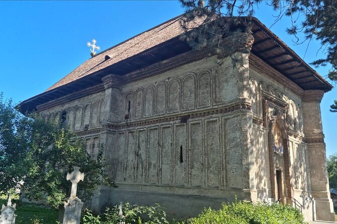 Princely Court of Târgoviște and Curtea de Argeș Monastery - Private guide in an hour per site: how to get more out of a short visit