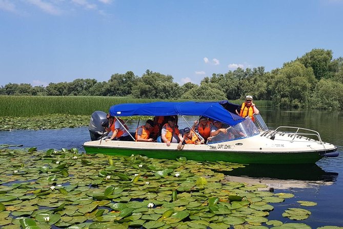 PRIVATE 4-5h speedboat tour to the village Mila23 - Why Mila 23 needs a speedboat and a guide