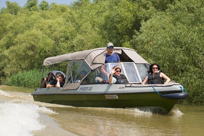 PRIVATE 4-5h speedboat tour to the village Mila23 - Finding Safca Delta Tours in Tulcea without stress