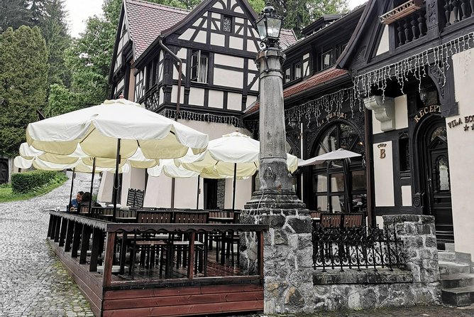 Private Day Tour - Transylvania & Dracula's Castle Through The BackDoor! - Brasov old town in one hour: what you gain and what you trade away