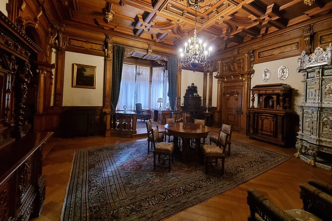 Private Day Trip from Bucharest: Dracula’s Castle, Peles & Brasov - Who this tour is best for