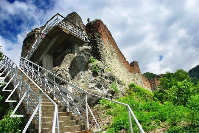 Private Day Trip True Castles of Vlad Dracula and Transfagarasan Road - Poenari Castle Steps and Cliff Ruins: The Real Work, Real Reward Moment