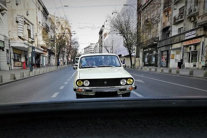Private: RedPatrol Bucharest Contrasts Tour in a Vintage Car - Fântână and the Bourgeoisie neighborhood logic