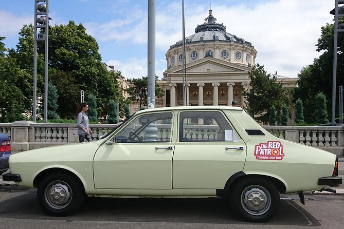 Private - Romanian Vintage Car Driving Tour of Bucharest 120 min - Fântână in the Cotroceni area: the royal palace roots you can connect to today