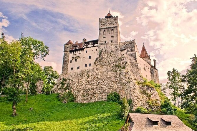 Private Tour to Dracula's Castle, Brașov City & Peleș Castle - A private Transylvania day, built for people who hate logistics