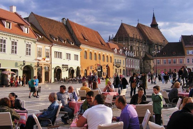 Private Tour: Transylvanian Castles and Brasov's Medieval Old Town - Timing, traffic, and why the last hour matters