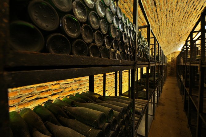 Private Walking Tour of Alba Iulia Citadel with Wine Tasting - Meeting Point, Timing, and How to Plan Your Day