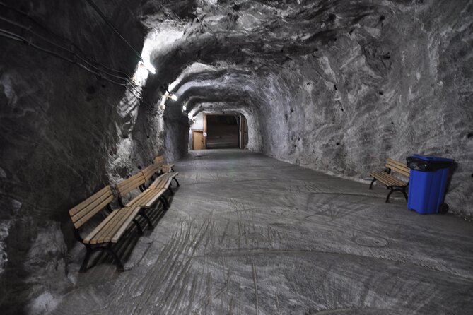 Salt Mine & Mud Volcanoes - The Guide Factor: What Makes the Day Feel Smooth