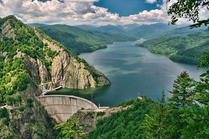 Small group max 7, Transfăgărășan the Top Gear Road - Vidraru Dam and Lake views, engineering plus big air