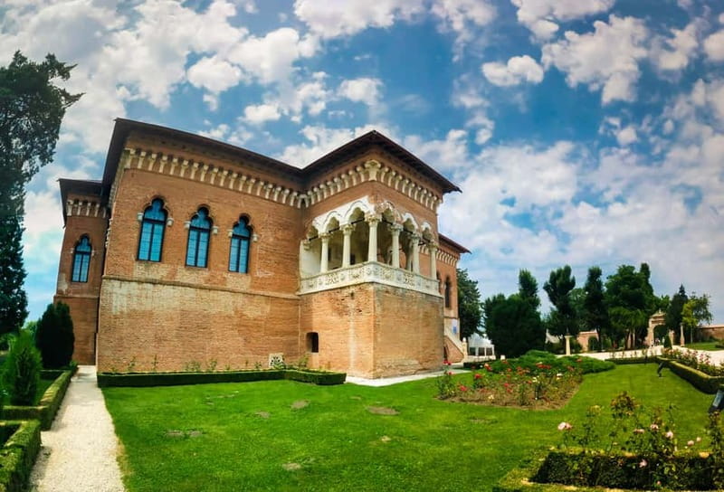 Small Group Tour to Mogosoaia Palace & Snagov Monastery - Key highlights