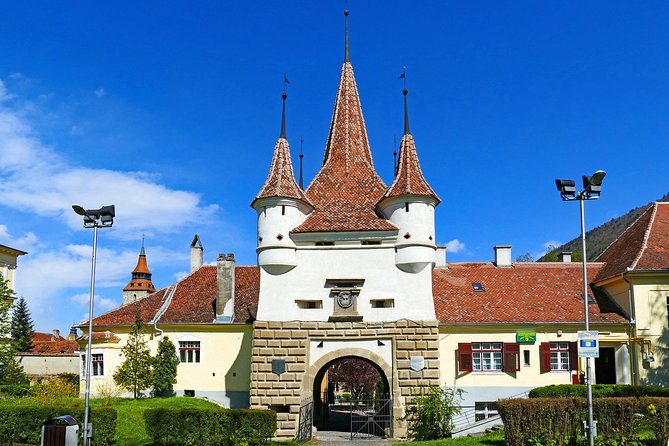 Small Group Walking Tour Of Brasov Old Town - Stop 2: The Black Church (Biserica Neagra), guided interior visit