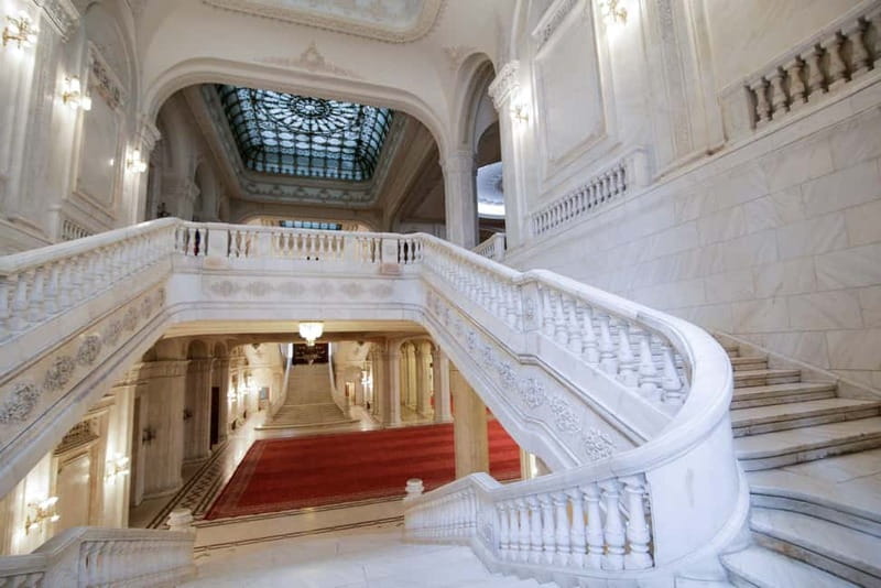 Spanish & Italian guided tour - Palace of Parliament - Security First: The Rules That Affect Your Entrance Time