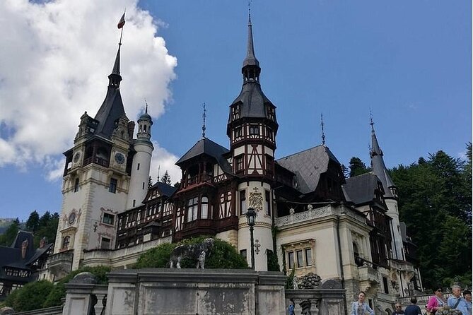 The biggest Salt Mine in Europe and Sinaia in one day - What to budget for: tickets, layers, and a realistic plan