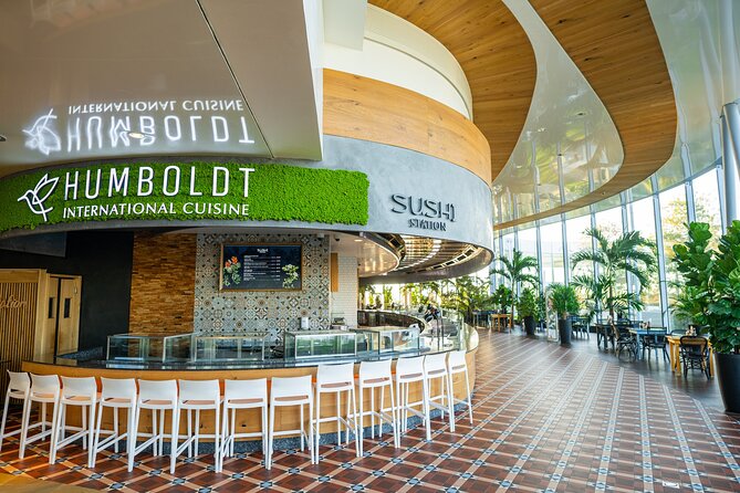 Therme Bucuresti: Entry Ticket and Transfer - Timing tips: how to avoid the packed-feeling part