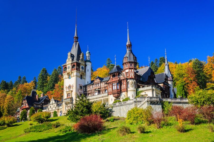 Three Castles in Transylvania Day Trip from Bucharest - Peles Castle and the royal mood: what you should expect