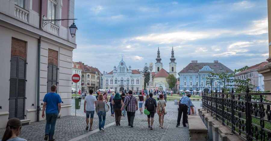 Timisoara: Classic Walking Tour - Mongols to Ottomans, where you can picture history in real locations