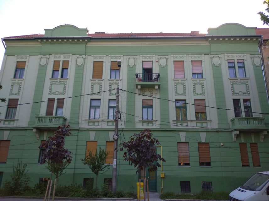 Timisoara Dream Tour in Elisabetin Neighborhood - Piața Plevnei and the Secession set pieces