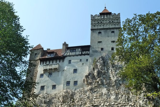 Tour of the 3 Castles: Bran, Rasnov and Peles in Spanish (native Spanish guide). - Tickets, meals, and what to budget for