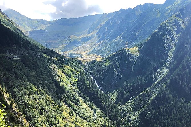 Transfagarasan Highway and Bran Castle Day Trip From Brasov - Bran Castle guided tour: how to get meaning from Dracula’s Castle