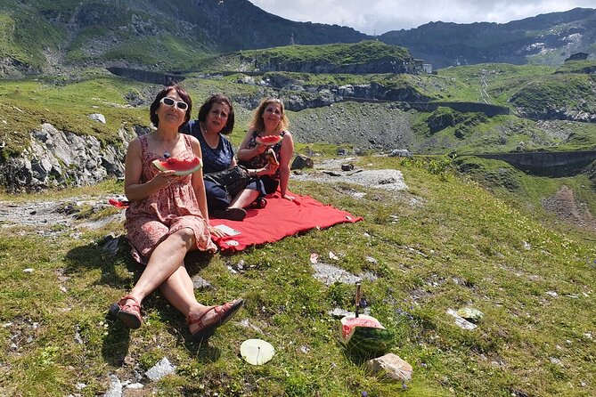 Transfagarasan Road Private Day Trip from Bucharest / The Best Road in the World - Transfăgărășan Highway, camera time and the famous road moment
