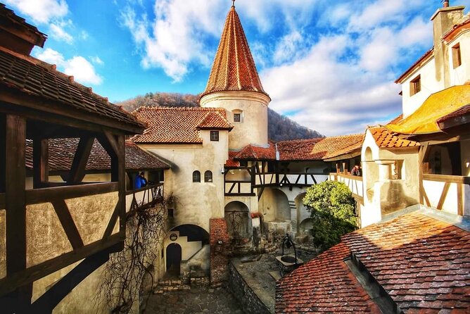 Transfer Bucharest -Brasov with Targoviste and Bran Castle visits - Why This Bucharest to Transylvania Day Trip Feels Smoother Than DIY