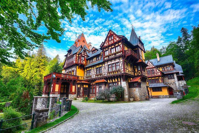 Transylvania and Dracula Castle Full Day Tour from Bucharest - Where you meet, what time you leave, and how the day flows