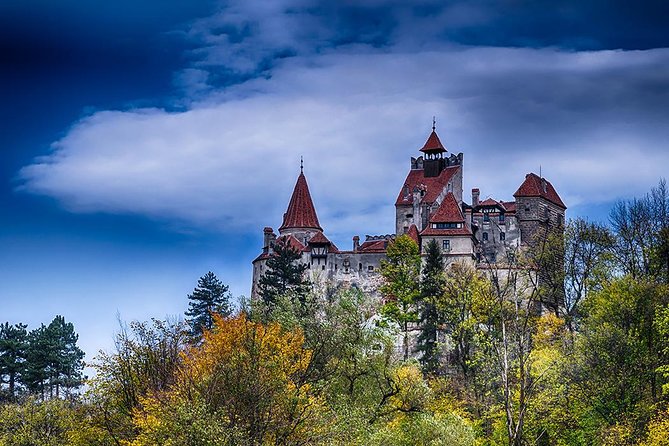 Transylvania Castles 4-day tour from Bucharest - Day 1: Peles Castle and Bran Castle, plus Rasnov and Brasov
