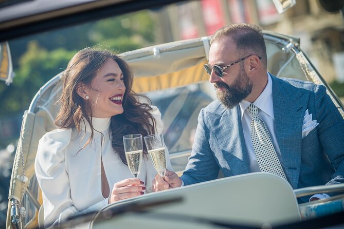 Tuk Tuk Bucharest Romantic Tour with miniBAR - The guide factor: why the stories make the monuments click