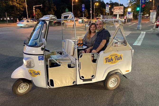 Tuk Tuk Bucharest Romantic Tour with miniBAR - Pickup and meeting point: starting in the right spot