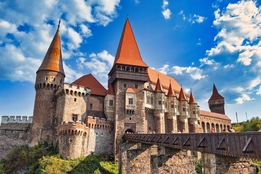Turda salt mine and Corvin Castle day tour from Cluj - Timing, Travel, and Comfort on a 9-Hour Route