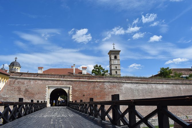 Turda Salt Mine and Hunedoara Corvin Castle from Cluj - What to pack: mine-cold layers, shoe grip, and stair-smart choices