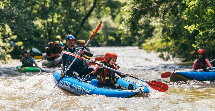 Vadu Crisului: Rafting or Kayaking trip on Crisul Repede - The van to Șuncuiuș, plus two safety briefings that actually matter