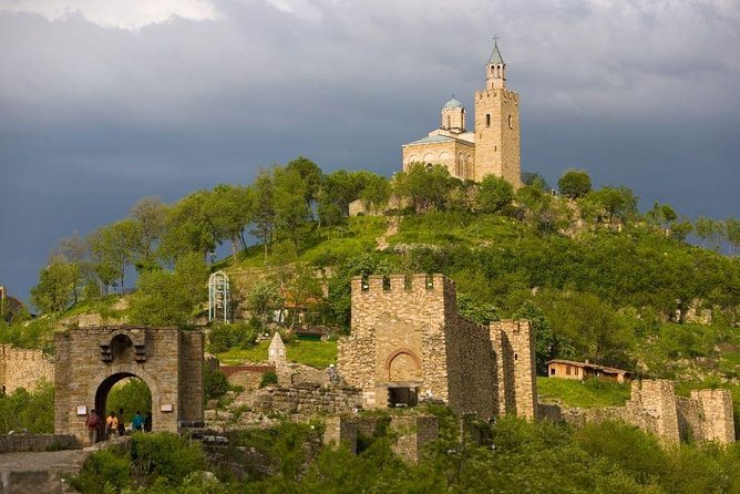 Veliko Tarnovo and Medieval Bulgaria Private Day Trip from Bucharest - What’s included, what you must budget, and why the price makes sense