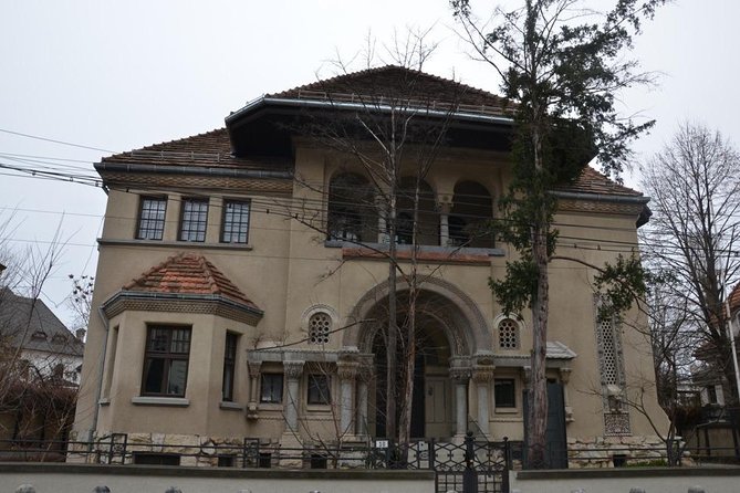 Walking tour of Bucharest - Parcul Ion Voicu and the neighborhood timeline you can see