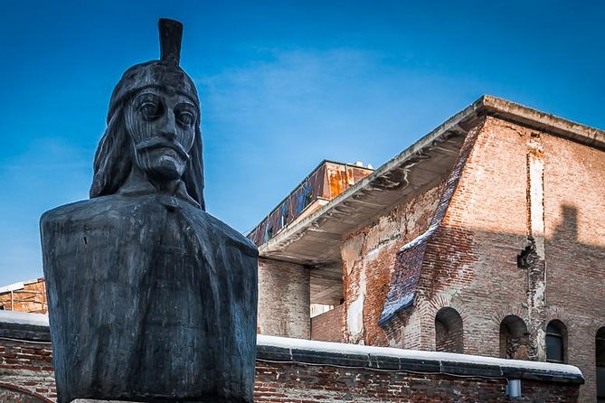 Walking Tour of Bucharest City Center - Private Tour - Getting oriented: Ateneul Roman and the Great Hall