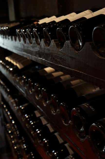 Wine Tasting and Dinner, including Sommelier - Your evening starts with a secret-restaurant style dinner